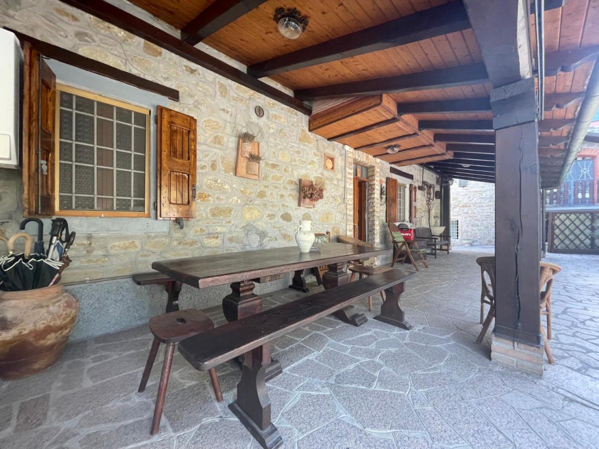 Mazzetti Country House-Vita In Campagna Con Giardino Vimignano-Chiesa Esterno foto