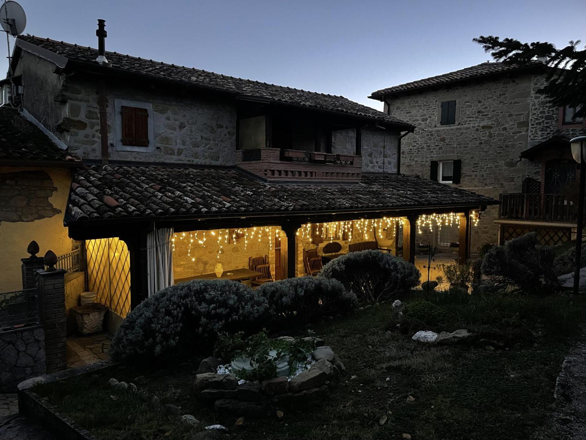 Mazzetti Country House-Vita In Campagna Con Giardino Vimignano-Chiesa Esterno foto