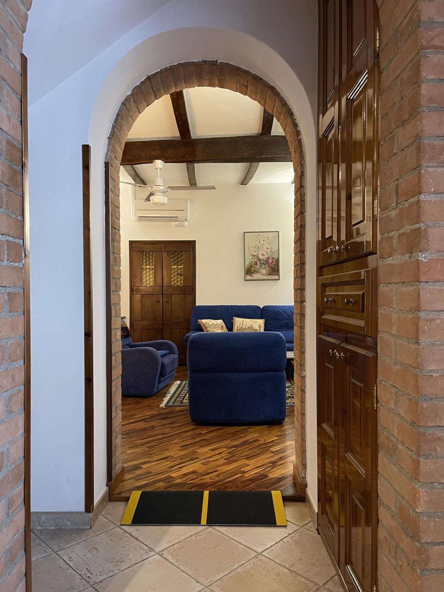 Mazzetti Country House-Vita In Campagna Con Giardino Vimignano-Chiesa Esterno foto